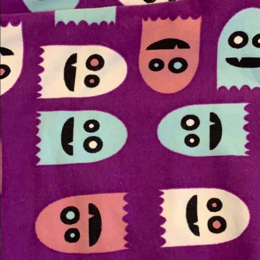 Lularoe Purple Pac Man Ghost Halloween TC Leggings